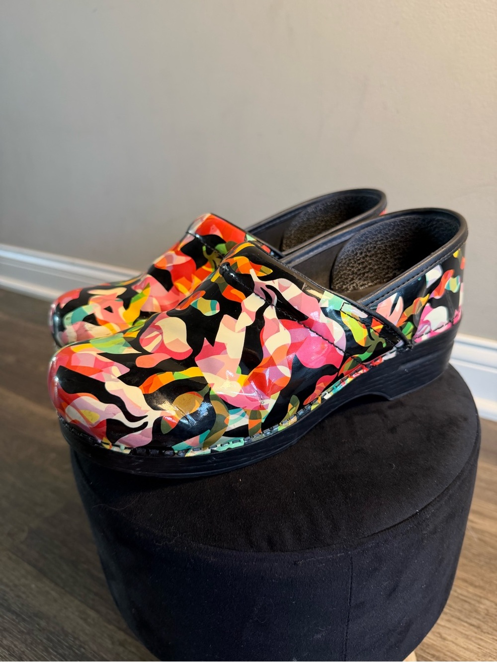 Dansko Colorful Patterned Women's Clog Shoes - Multi Pink/Black